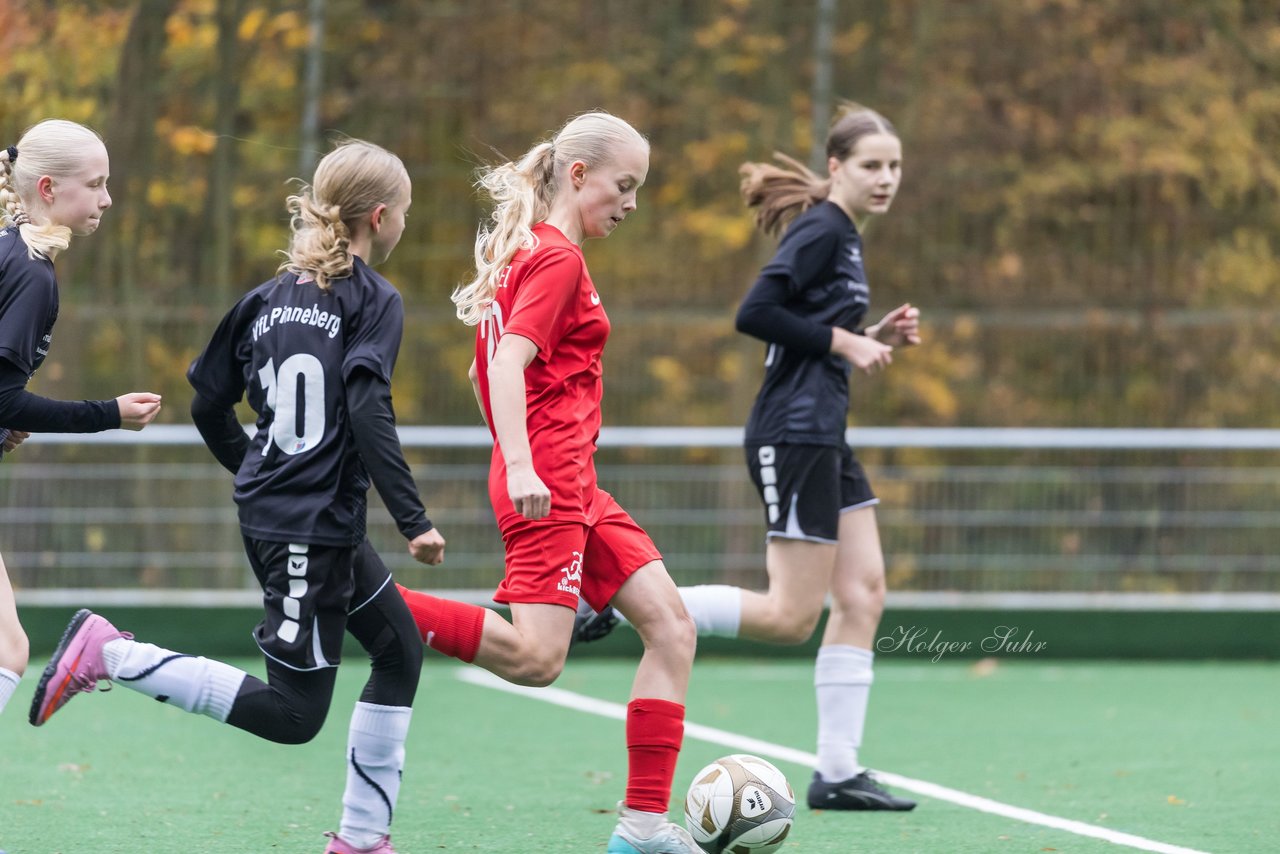 Bild 125 - wCJ VfL Pinneberg - Eimsbuettler TV : Ergebnis: 0:3